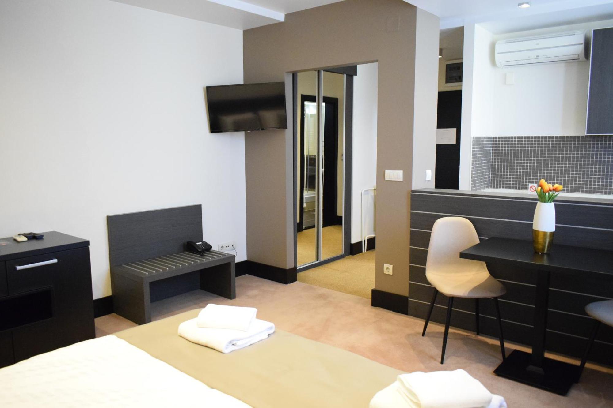 Hotel Sun Лозница Екстериор снимка